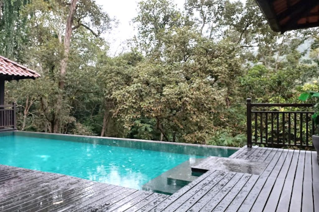 Top 6 Best Homestays & Villa with Private Pool in Hulu Langat 2025 5 Gerimis-Senja-Villa-