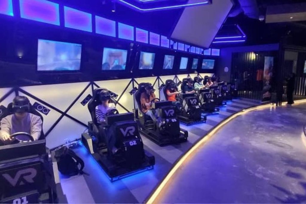 Top 10 Best Indoor Activities in Kuala Lumpur 2025 12 Get-Into-Other-World-At-VAR-LIVE