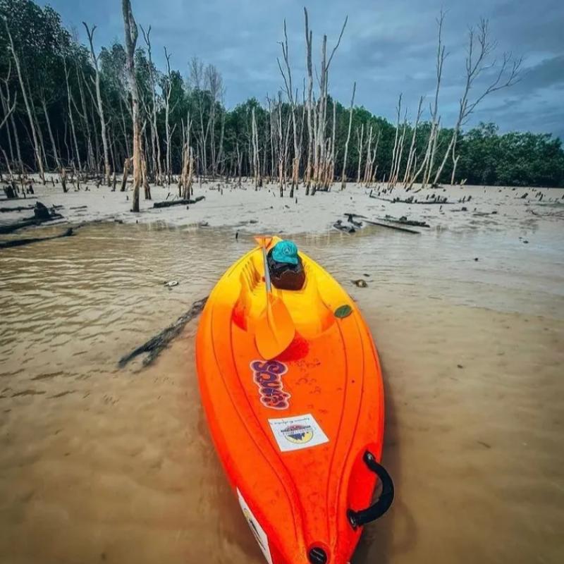 Top 10 Best Things To Do in Sepang Beach 2025 19 Go-Kayaking-