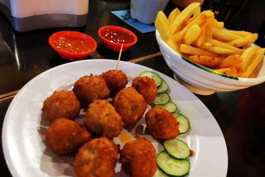 Top 10 Best Western Food Restaurants in Kelantan 2025 17 Golden-City-Restaurant-