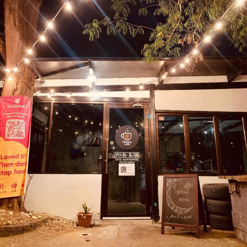 Top 15 Best Desserts in Kuala Terengganu 2025 12 Hidden-cafe-@-suitehiddencafe