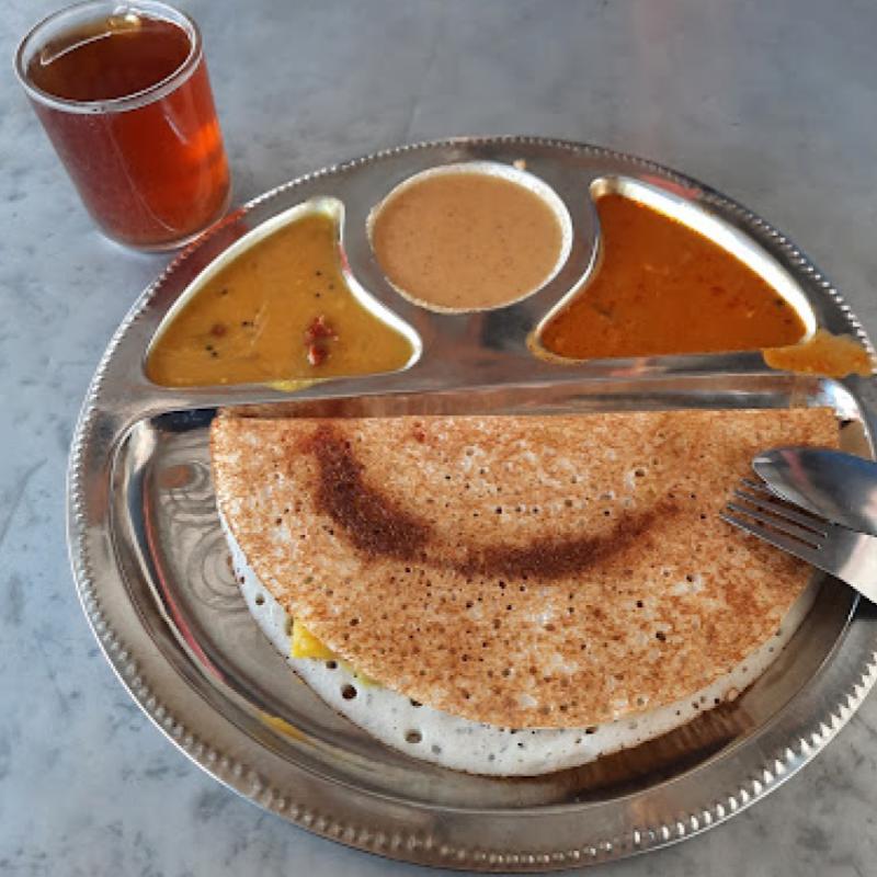 8 Restoran Vegan Terbaik di Kuala Terengganu 2025 5 Hot-Hot-Roti-Canai-