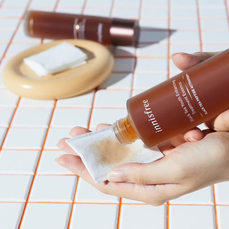 Innisfree Black Tea Youth Enhancing Range Energise Dull and Tired Skin 5 Innisfree-Black-Tea-Youth-Enhancing-Range-