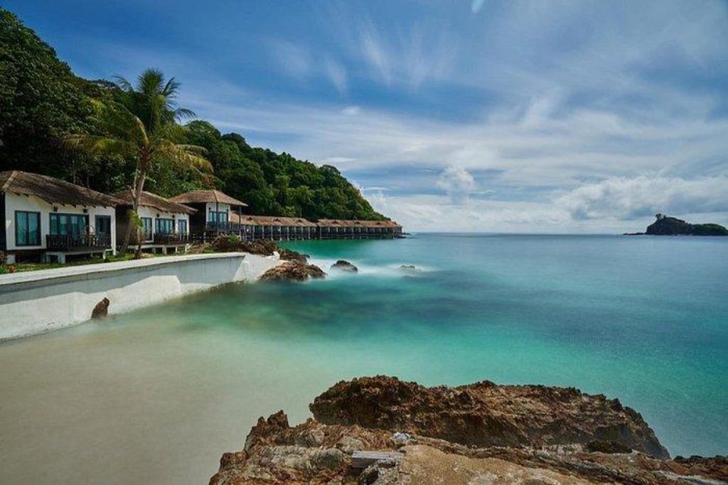 Top 10 Best Things To Do in Kapas Island 2025 11 Island-Hopping-To-Gemia-Island