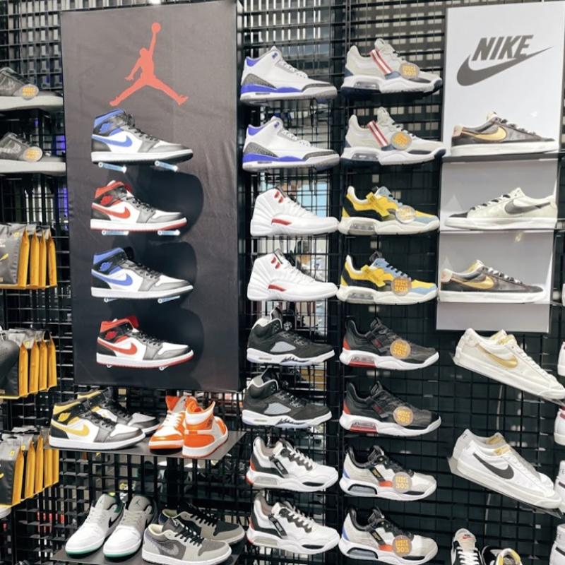 Top 10 Best Sport Shops in KL 2025 9 JD-Sports-@-Pavilion-KL-