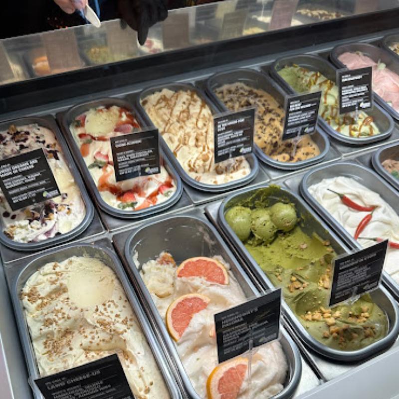 Top 10 Best Desserts in SS15 2025 21 Licky-Chan-SS-