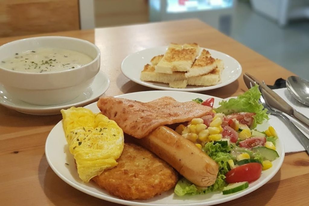 Top 10 Best Breakfast Restaurants in Cheras 2026 15 Loop-Cafe-