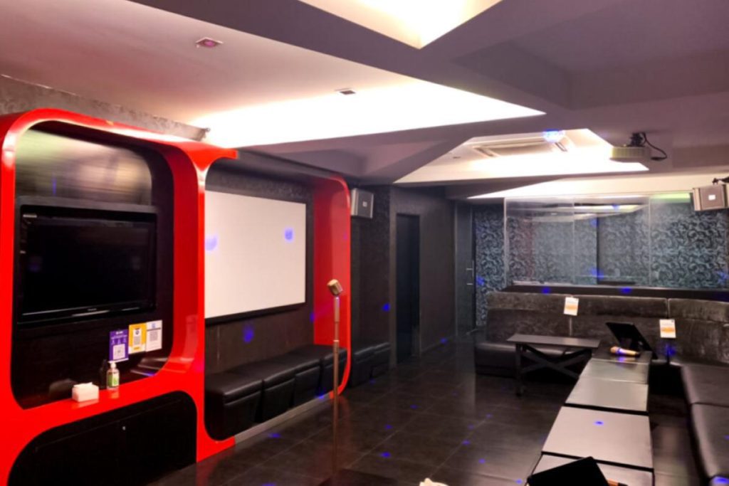 Top 15 Best Karaoke Places in Petaling Jaya 2025 3 Loud-Speaker-Family-Karaoke-@-Kota-Damansara-