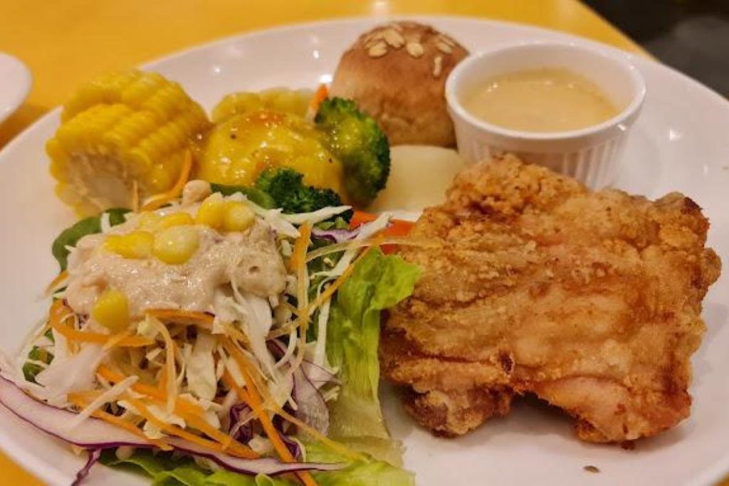 Top 10 Best Western Food Restaurants in Puchong 2025 3 Mama-Kim-Wellness-Kitchen-