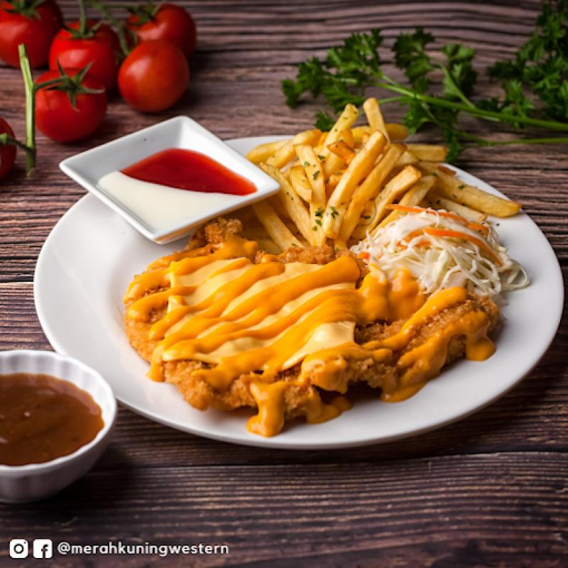 10 Restoran Makanan Barat Terbaik di Batu Caves 2025 21 Merah-Kuning-Western-