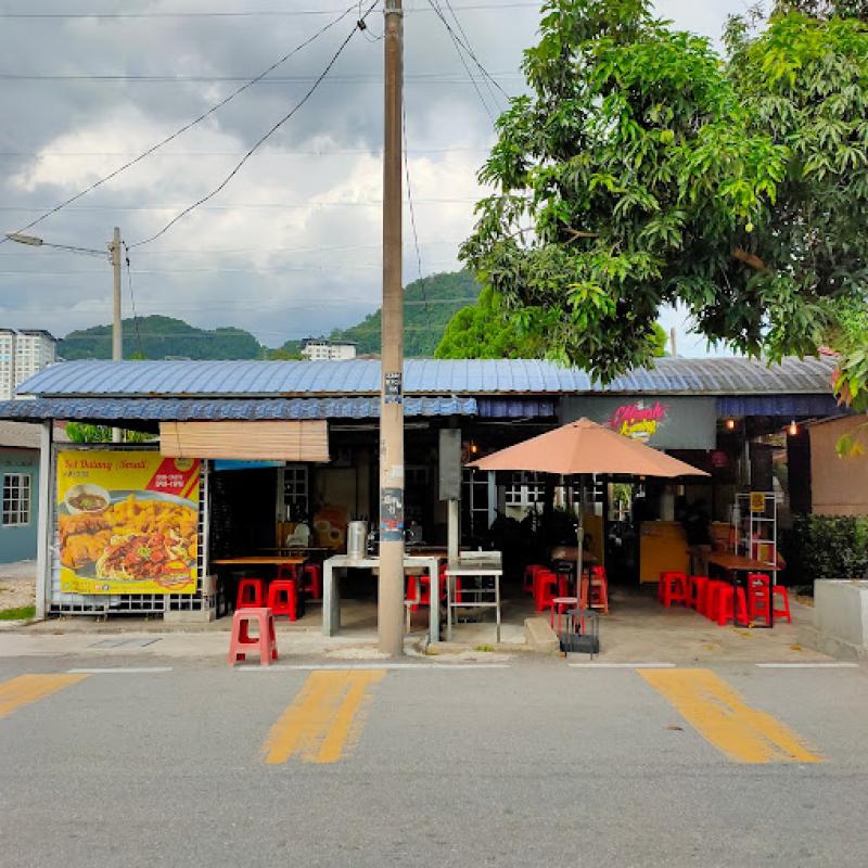 10 Restoran Makanan Barat Terbaik di Batu Caves 2025 20 Merah-Kuning-Western