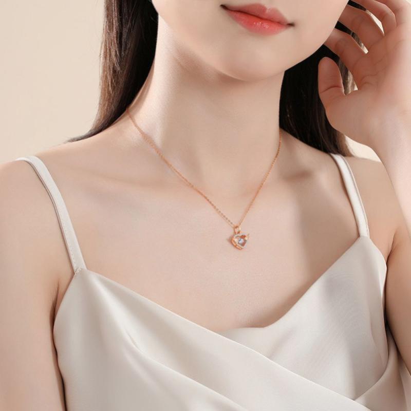 Top 20 Best Valentine’s Gifts For Girlfriends in Malaysia 2025 5 Necklace