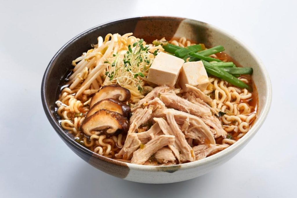 <strong>10 Restoran Ramen Halal Terbaik di KL dan Selangor 2025</strong> 9 Nikusutei-Japanese-Muslim-Restaurant-