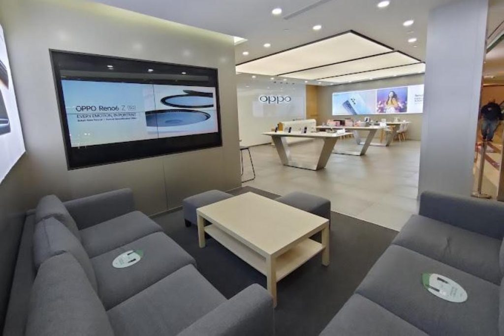Top 10 Best Phone Stores in KL 2025 15 OPPO-Experience-Store-KLCC-