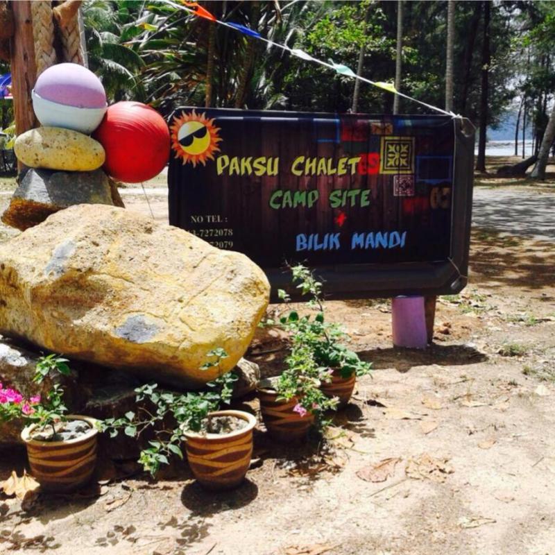 10 Tapak Perkhemahan Terbaik di Johor 2025 10 Paksu-Chalet-and-Campsite