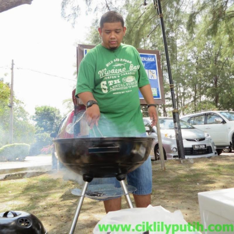 Top 10 Best Things To Do in Sepang Beach 2025 11 Plan-a-Picnic-Barbeque-