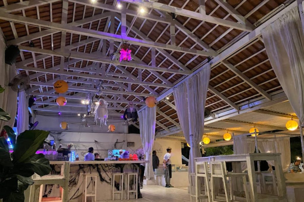 <strong>8 Beach Bar Terbaik di Malaysia 2025</strong> 9 Puteh-Beach-Bar-