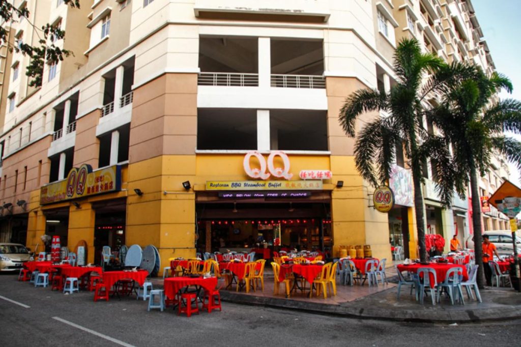 Top 10 Best BBQ Steamboat Buffets in KL & Selangor 2025 4 Restoran-QQ-BBQ-Steamboat-Buffet-@-Kepong