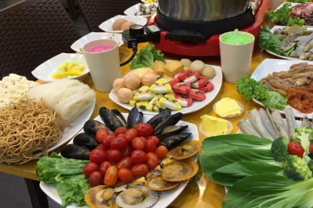 Top 10 Best Cheap Buffets in KL & Selangor 2025 19 Rot-Thai-Steamboat-And-Grill-Setapak-