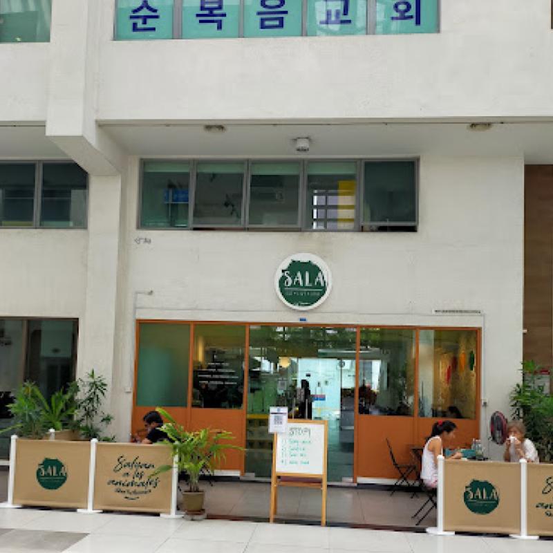 <strong>10 Restoran Vegan Terbaik di Malaysia 2025</strong> 4 Sala-Desa-Sri-Hartamas