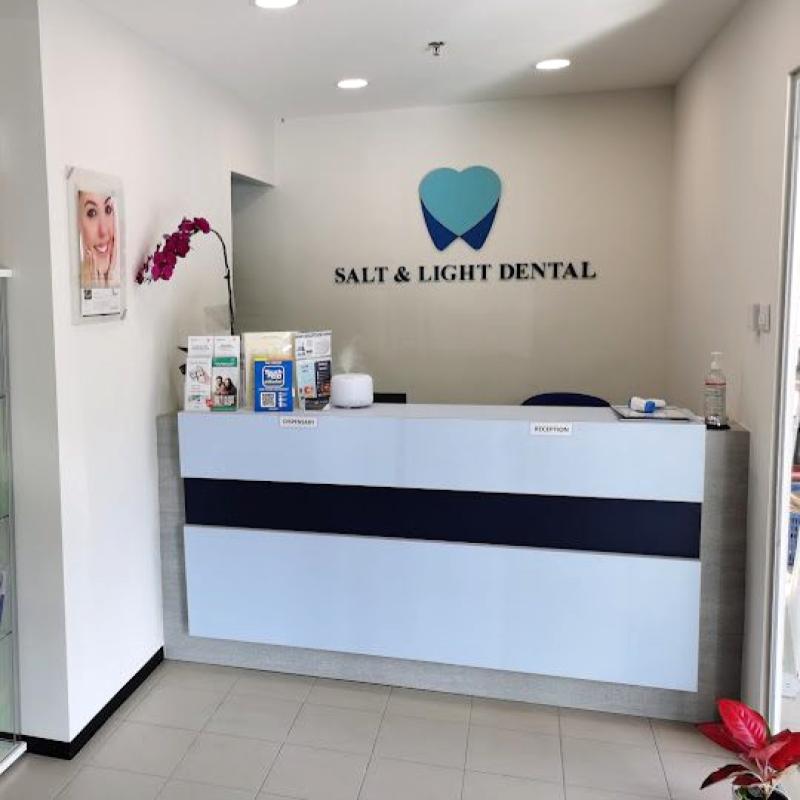 10 Klinik Pergigian Terbaik di Pulau Pinang 2025 8 Salt-Light-Dental-
