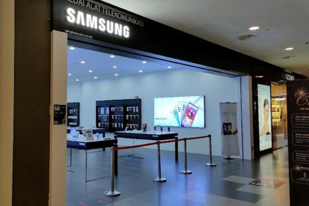 10 Kedai Aksesori Telefon Terbaik di Cyberjaya 2025 9 Samsung-@-DPulze-Cyberjaya-