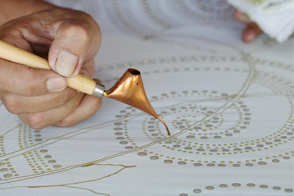 Top 10 Best Things To Do in Mataking Island 2025 15 Show-Off-Your-Creativity-By-Painting