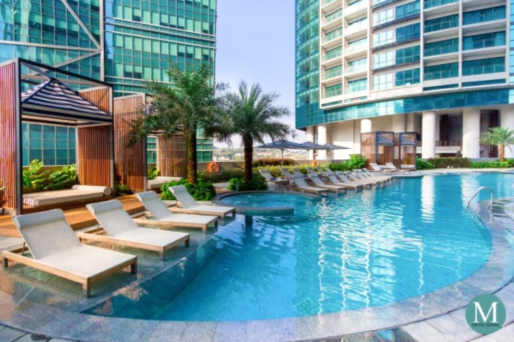 10 Hotel Terbaik dengan Kolam Renang di KL 2025 9 Sofitel-Kuala-Lumpur-Damansara-