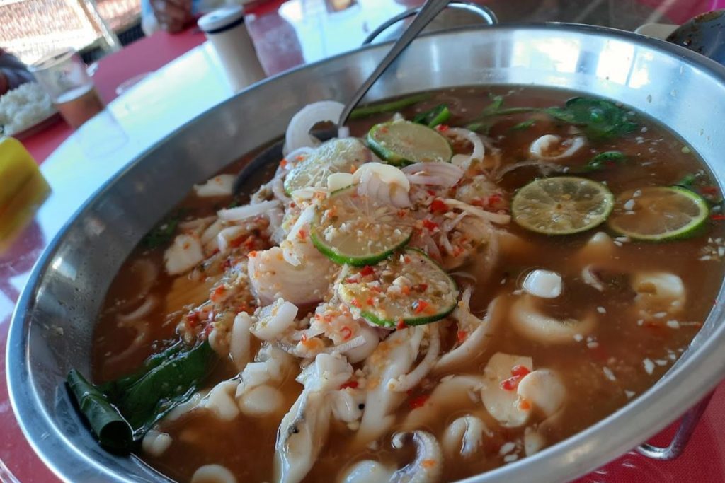 Top 10 Best Seafood Restaurants in Kuala Selangor 2025 5 Summer-Windmill-Seafood-Restaurant-