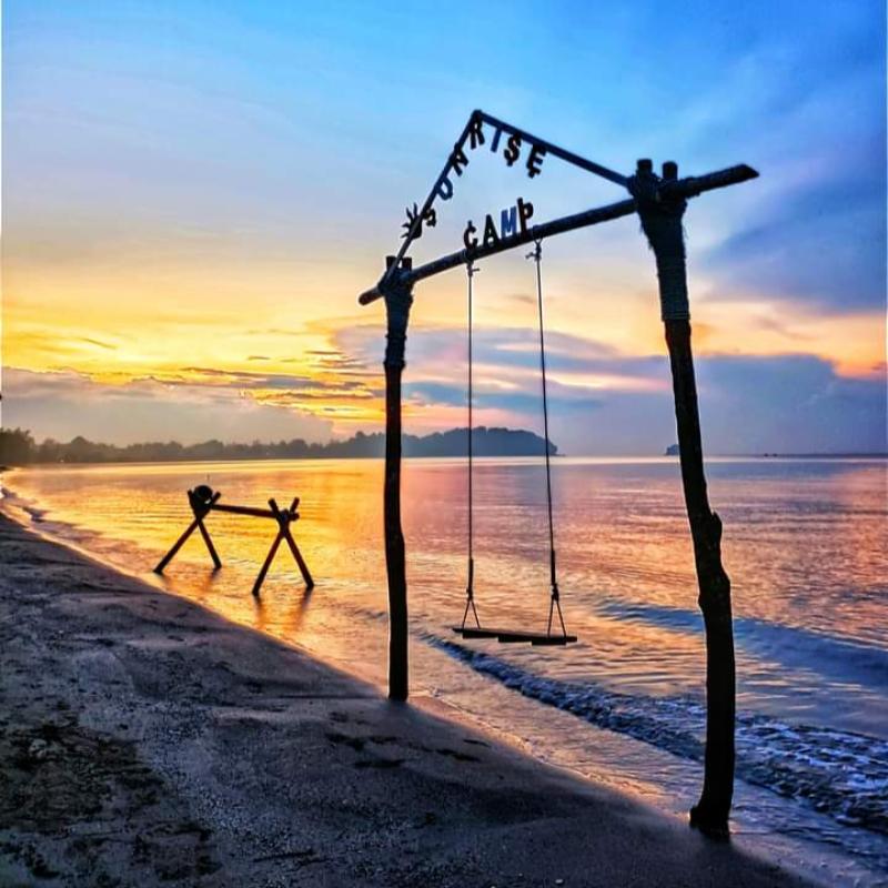 10 Tapak Perkhemahan Terbaik di Johor 2025 12 Sunrise-Camp