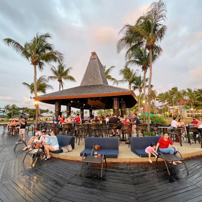 <strong>8 Beach Bar Terbaik di Malaysia 2025</strong> 14 Sunset-Bar-