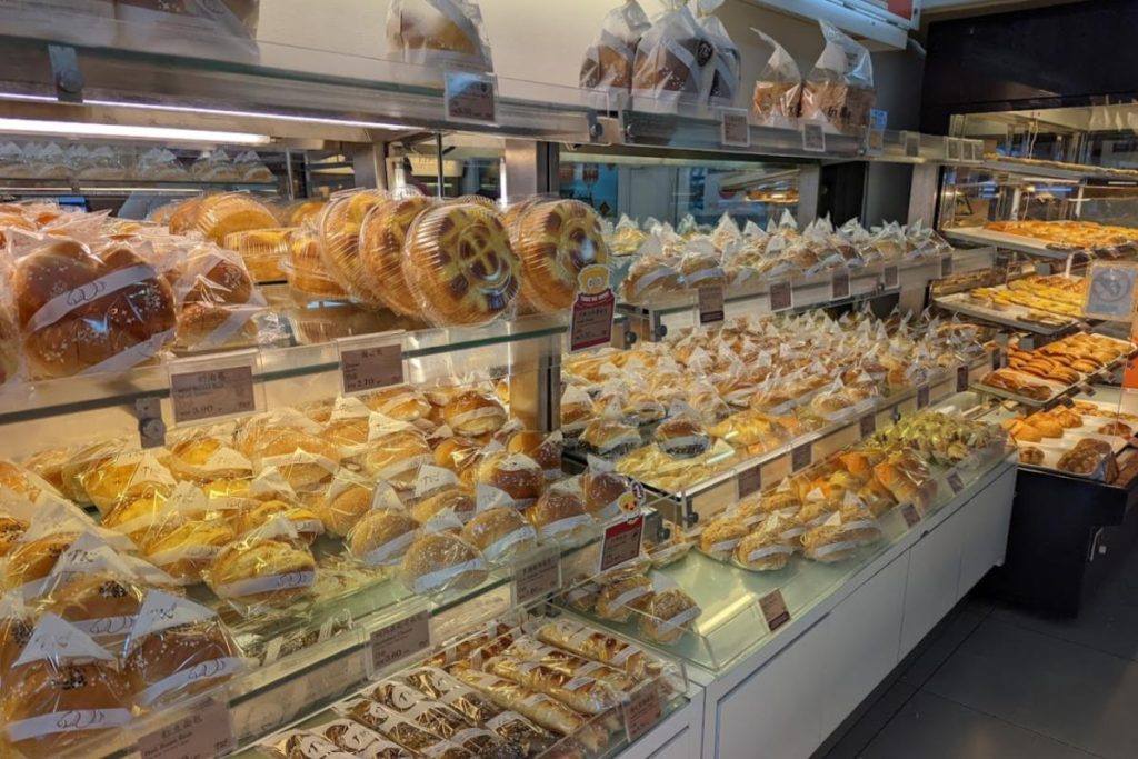 <strong>10 Pencuci Mulut Terbaik di Sri Petaling 2025</strong> 9 TK-Bakery-Sri-Petaling-