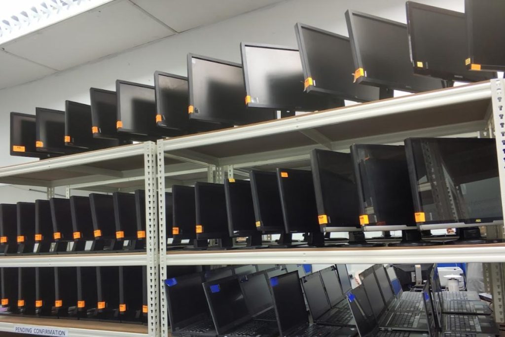 10 Kedai Komputer Terbaik di Kepong 2025 7 TYFON-Tech-Kepong-