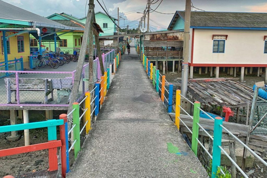 Top 10 Best Things To Do in Crab Island 2025 14 Take-A-Picture-At-Rainbow-House-