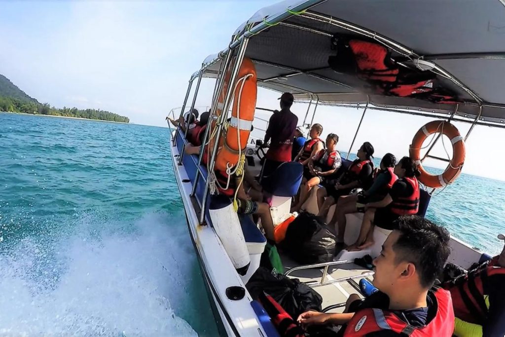 Top 10 Best Things To Do in Besar Island 2025 13 Take-An-Island-Hopping-Trip