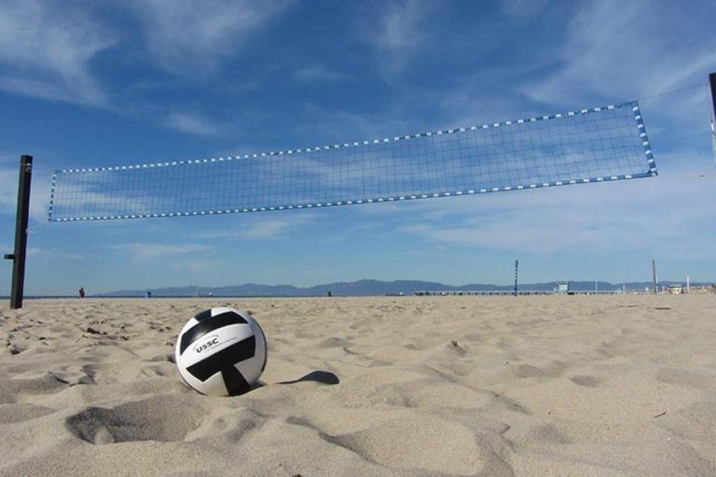 10 Aktiviti Menarik di Pantai Malaysia 2025 8 Take-Part-In-Outdoor-Activities