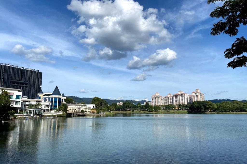 Top 10 Best Parks in KL 2025 18 Taman-Tasik-Ampang-Hilir-