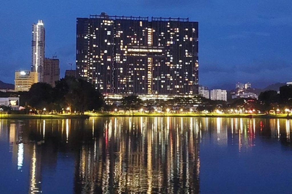 Top 10 Best Parks in KL 2025 19 Taman-Tasik-Ampang-Hilir-