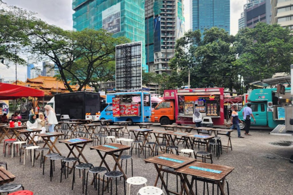 Top 10 Best Food Trucks in Malaysia 2025 2 Tapak-Urban-Street-Dining