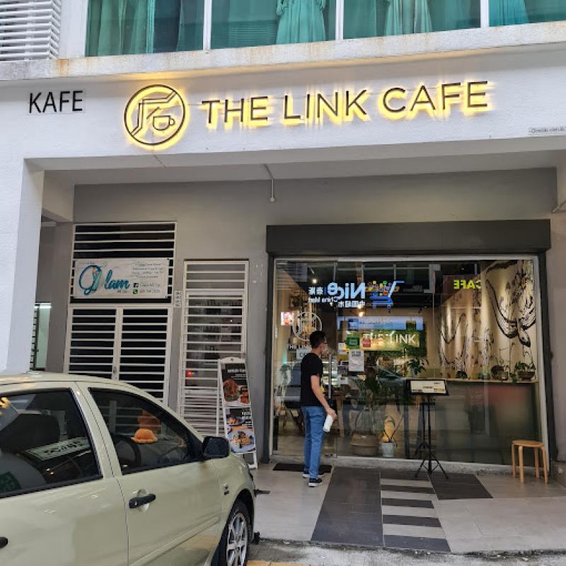 10 Restoran Makanan Barat Terbaik di Sri Petaling 2025 12 The-Link-Cafe-