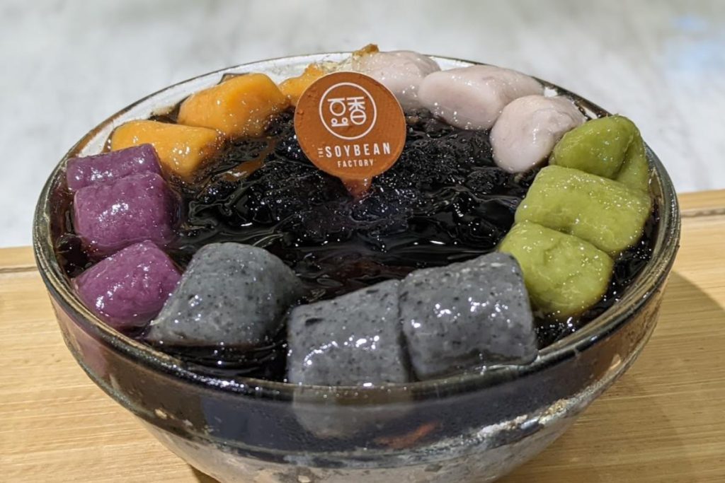 <strong>10 Pencuci Mulut Terbaik di Sri Petaling 2025</strong> 19 The-Soybean-Factory-@-Sri-Petaling-