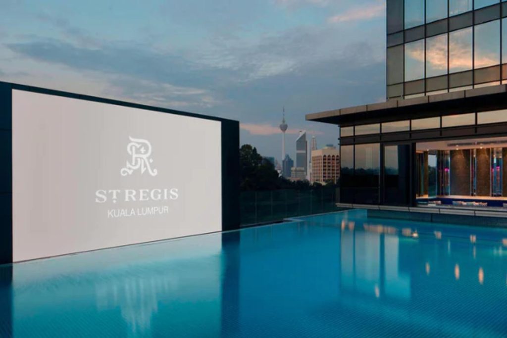 10 Hotel Terbaik dengan Kolam Renang di KL 2025 5 The-St.-Regis-Kuala-Lumpur-