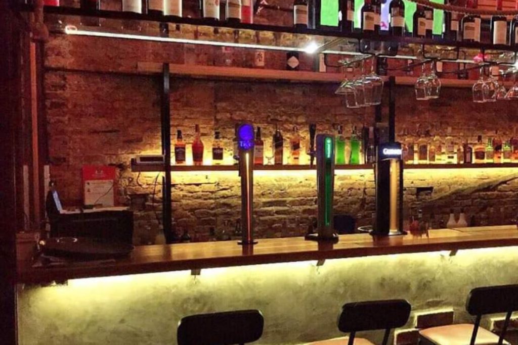 Top 10 Best Bars in Kuching 2025 16 The-Walk-Star-Bistro-