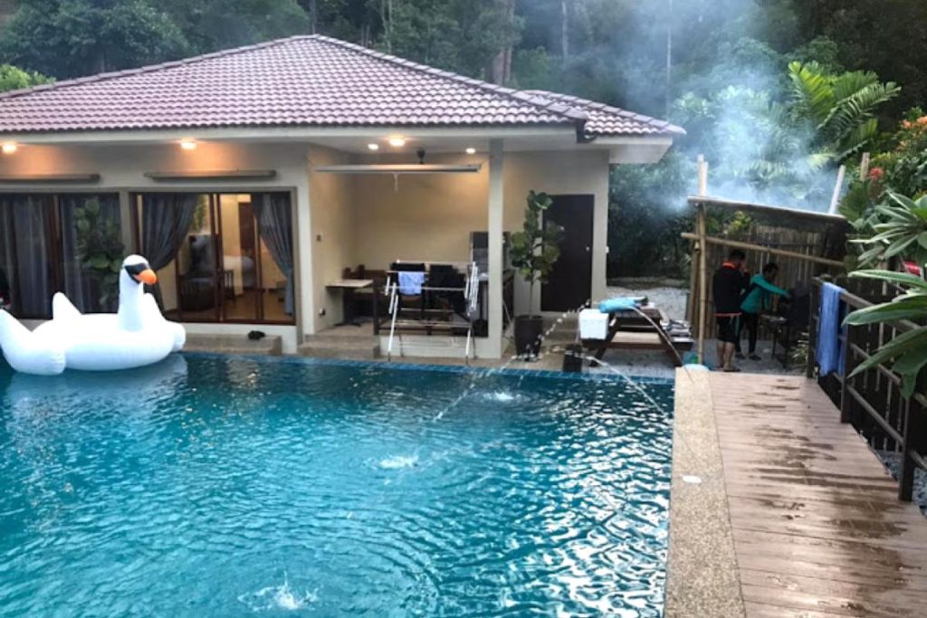 Top 6 Best Homestays & Villa with Private Pool in Hulu Langat 2025 11 Two-Sungai-Residence-