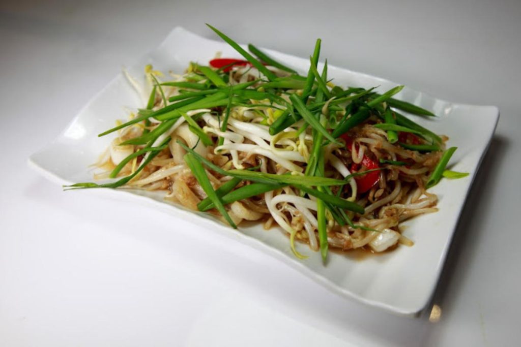 8 Restoran Vegan Terbaik di Kuala Terengganu 2025 3 Uncle-Chua-Signature-