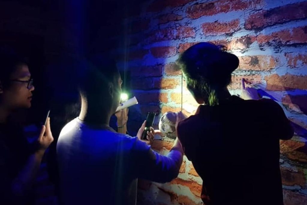 Top 10 Best Indoor Activities in Kuala Lumpur 2025 15 Use-Your-Brain-At-Escape-Room-KL-