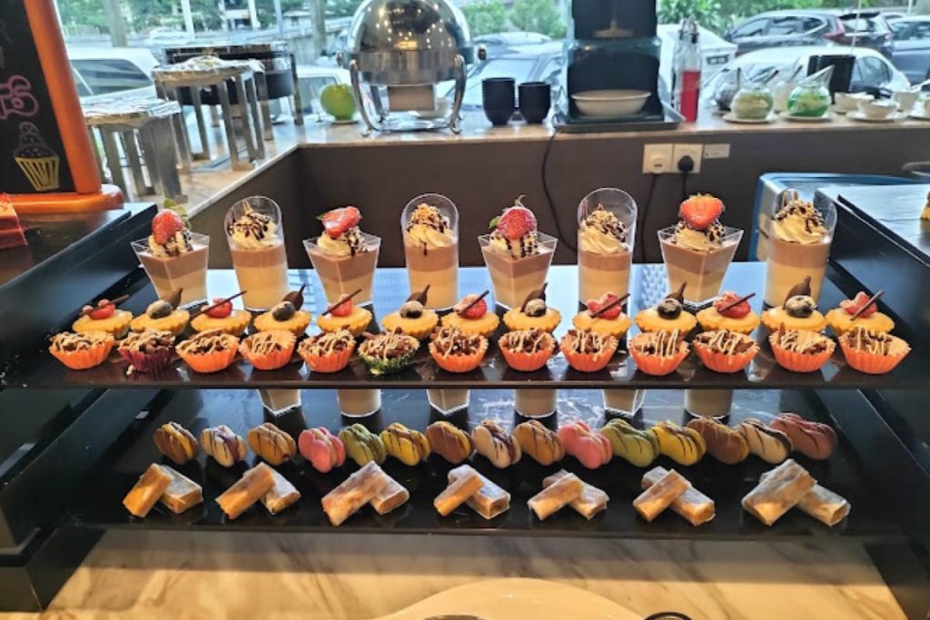 <strong>10 Hotel High Tea Terbaik di Malaysia 2025</strong> 15 Utara-Coffee-House-Hotel-Armada-