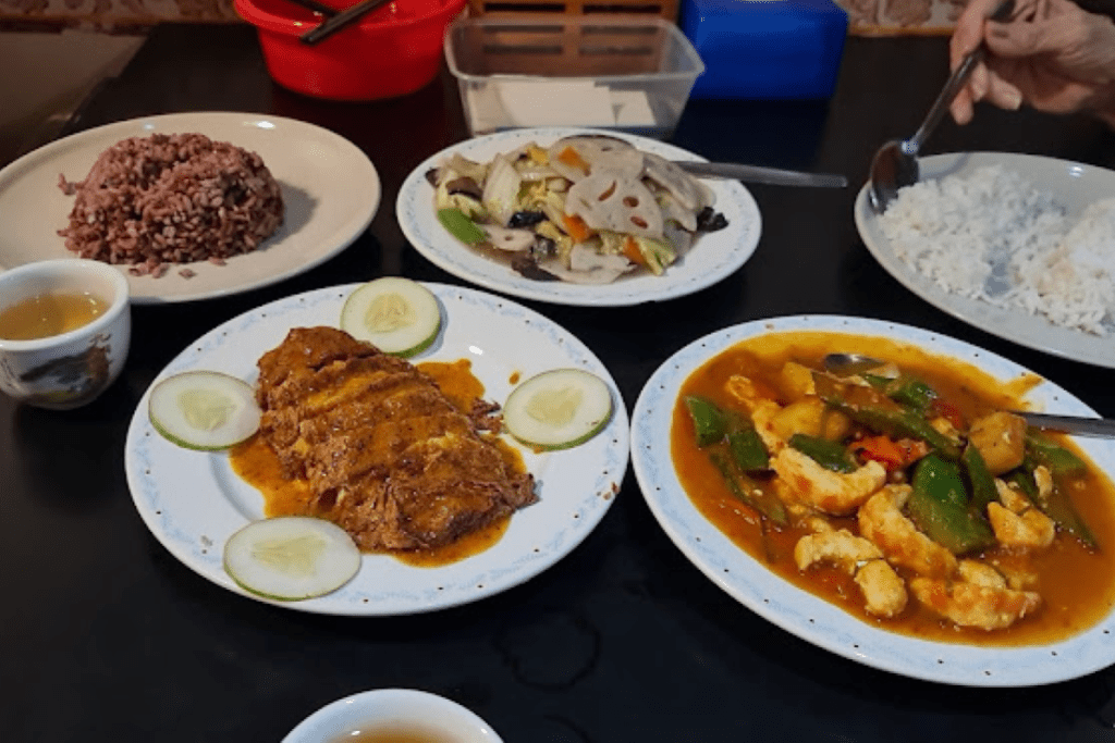 <strong>10 Restoran Vegan Terbaik di Malaysia 2025</strong> 15 Utopia-Veggie-Cuisine