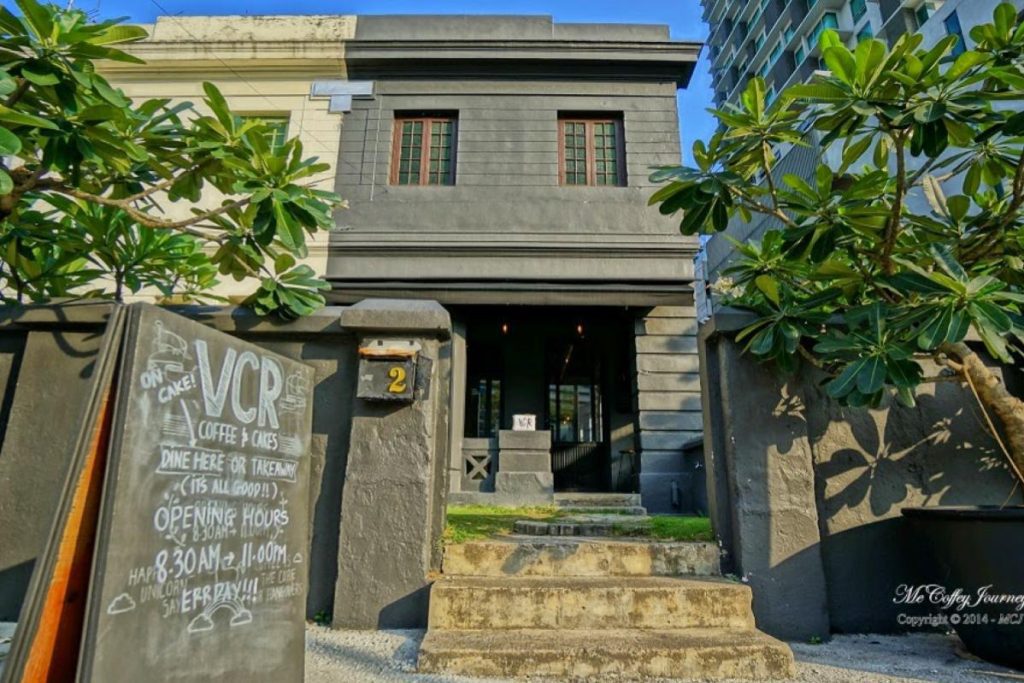 <strong>10 Restoran Sarapan Terbaik di Bukit Bintang 2025</strong> 2 VCR-