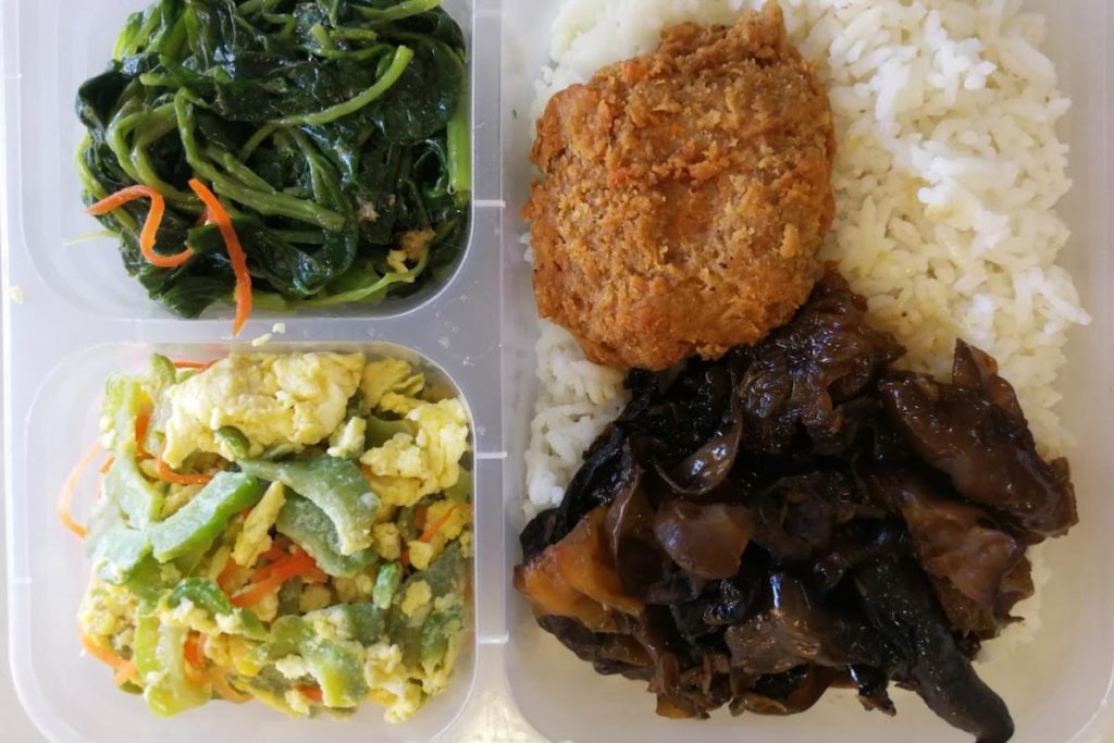 Top 5 Best Vegetarian Restaurants in Bandar Sunway 2025 11 Vegetarian-stall-at-Rock-Cafe